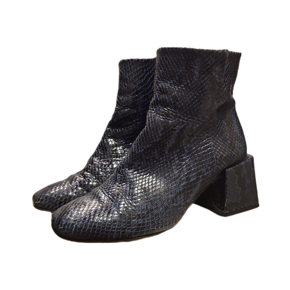 LOQ | Dark Blue Lazaro Boots / Booties in Hydro Snake ~ Size EU 36 / US …